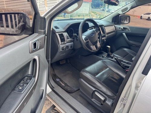Ford Picape Cabine Dupla Ford Ranger Cabine Dupla 3.2 XLT CD 4x4 (Aut)