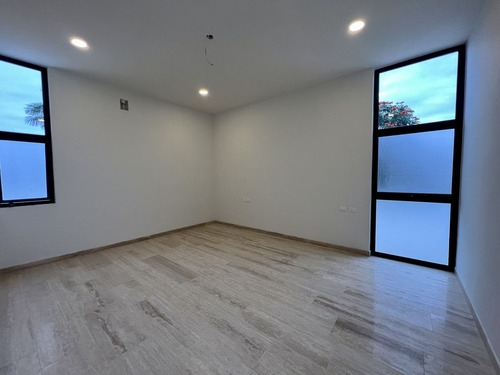 Casa En Venta Ubicada En Moravia Temozón Norte, Entrega Inmediata