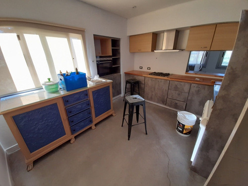 Imagen 15 de 30 de Chalet De 5 Ambientes - Barrio San Benito