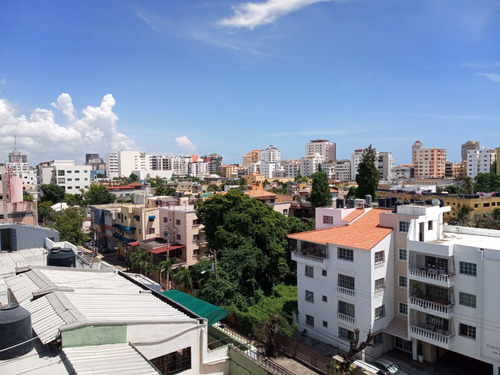 Apartamento De 3 Habitaciones En Bella Vista