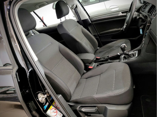 Imagem 13 de 14 de Volkswagen Golf 1.0 Comfortline 200 Tsi Flex Aut. 5p 2018