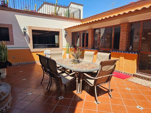 Casa En Venta Tipo Hacienda De Un Piso En Juriquilla Queretaro