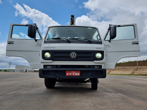 Imagem 4 de 15 de Volkswagem 8-160 Ano 2014 Linha Viva Cesto Aéreo Duplo 3/4
