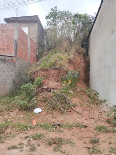 Lindo Terreno Com Ótimo Preço Uma Entrada Mais Parcelas