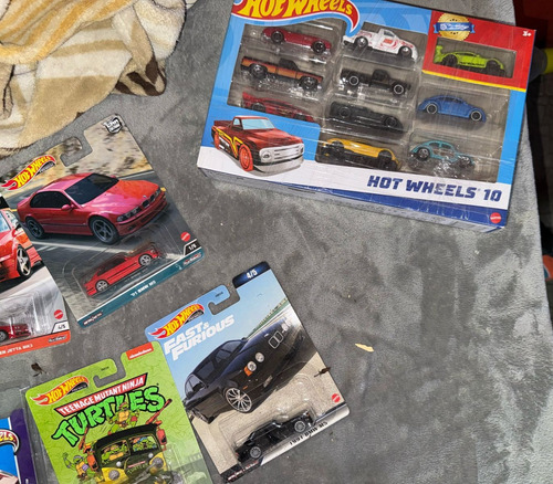 Lote De Hotwheels(coleccion Personal) Azul (Usado)