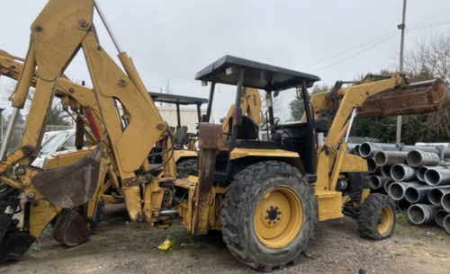 Minicargadora Implementó Aditamento Excavador Bob Cat 607
