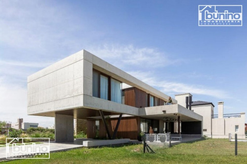 Espectacular Casa En Alquiler Temporal