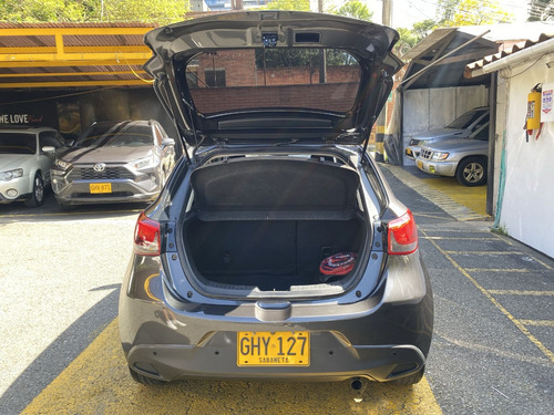 Mazda 2 1.5 Touring