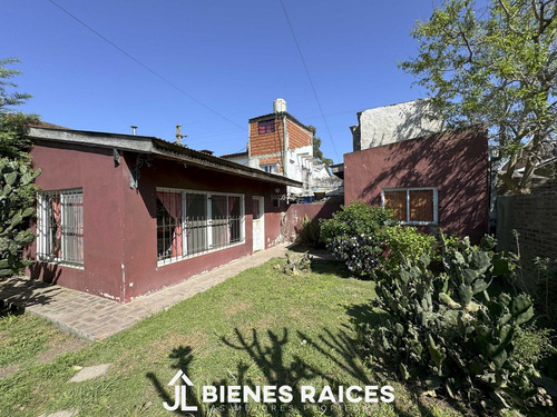 Casa En Los Cardales En El Corazón Del Pueblo