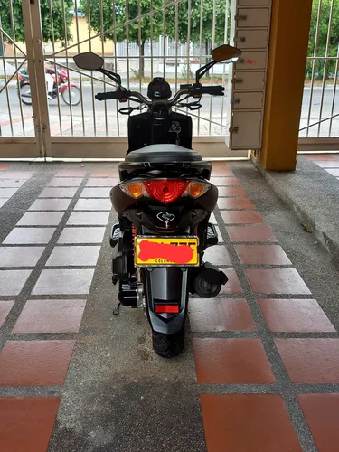 Vendo Moto Agility Fusión Mod 2022 125 Cc Gris Piedra
