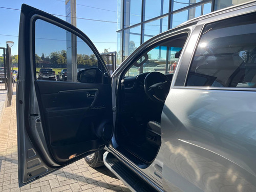 Toyota SW4 2.8 Srx 204Cv 4X4 7As At