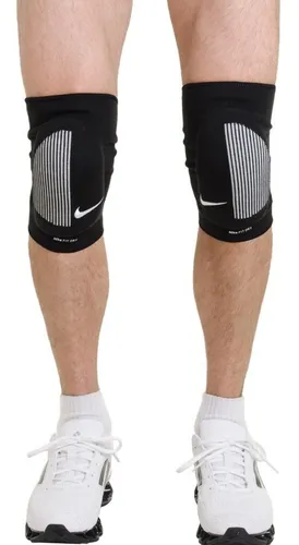 Nike fit dry skinny knee outlet pads