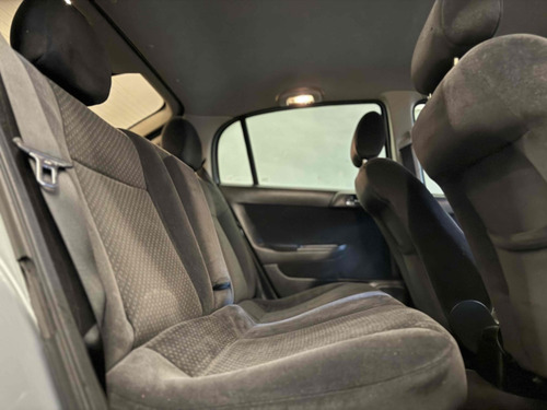 Chevrolet Astra 2.0 MPFI ADVANTAGE 8V FLEX 4P MANUAL