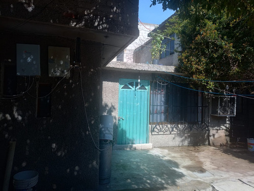 Casa En Venta Con 4 Departamentos Independientes 253m2, Col. San Miguel Xico, Edo Méx.