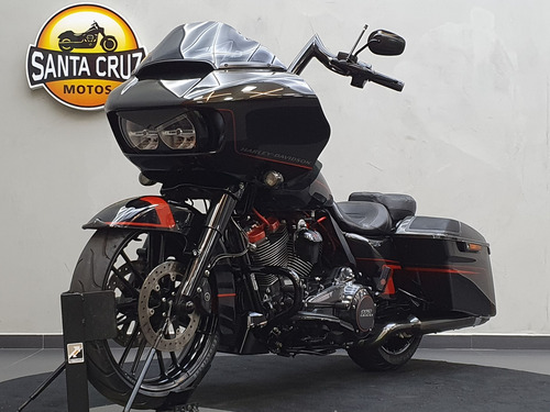 Harley-davidson Cvo Road Glide C/ Escape Vance&hines!!