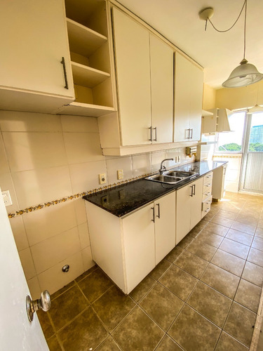 Imagen 19 de 30 de Venta Apartamento 2 Dormitorios Con Vista A La Playa Mansa, Punta Del Este