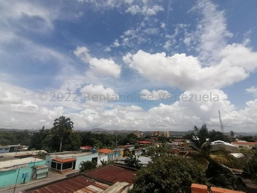 Imagen 18 de 22 de Edificio Comerciales En Alquiler Centro Cabudare Lara, Venezuela, #23-12066 // Arnaldo Lopez R A H Telf. 0424-5257450