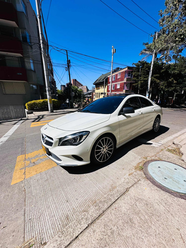 Mercedes-Benz Clase CLA 1.6 Essential