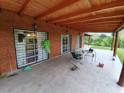 Imagen 9 de 19 de Casa Quinta, Dos Dormitorios Con Pileta En Barrio Abadia
