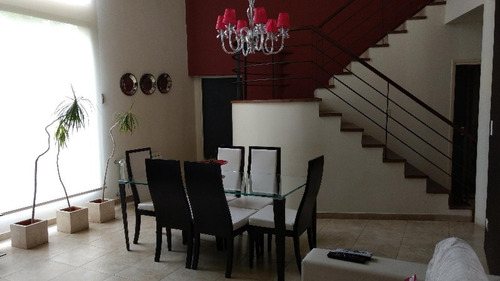 Imagen 7 de 21 de Importante Casa Country San Isidro