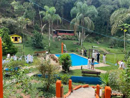 Chácara Piscina, Cachoeira, Salão De Jogos, Churrasqueira
