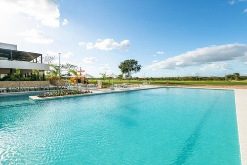 Lotes En Venta Méridda, Con Vista Al Campo De Golf Provincia, Entrega Inmediata