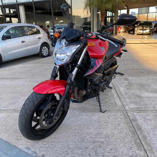 Imagen 3 de 21 de Yamaha Xj6 2011