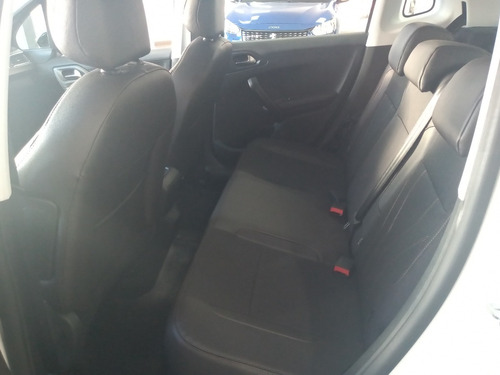 Imagen 11 de 16 de Peugeot 2008 1.6 Feline Tiptronic Am22