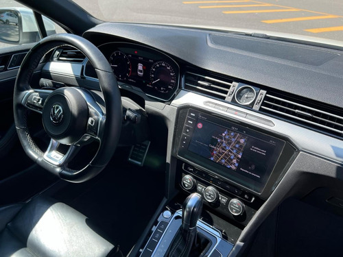 Volkswagen Passat 2.0 Tsi R-line 220cv