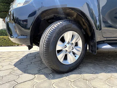 Toyota Hilux 2.7 Cabina Doble Sr Mt