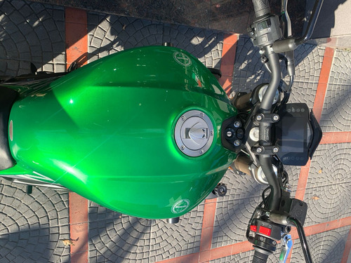 Benelli 752s Duomo Motos