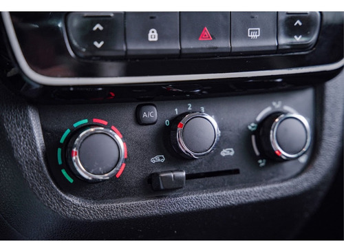 Renault Kwid 1.0 12V SCE FLEX INTENSE MANUAL
