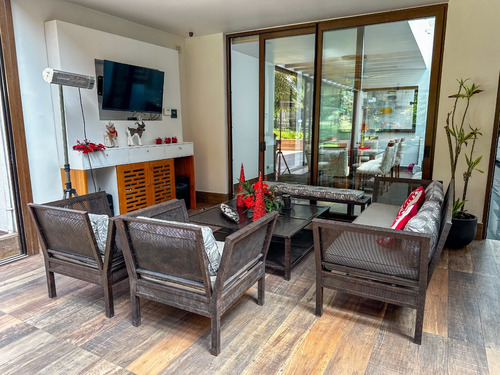 Hermosa Casa Con Vista Al Club De Golf Country Club. 40971