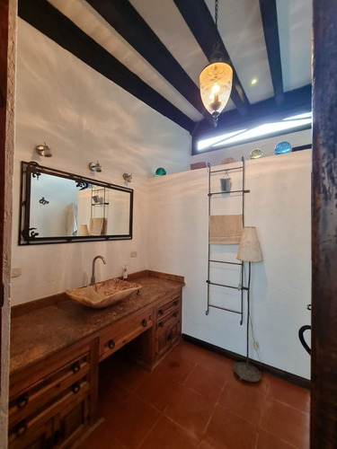 Imagen 5 de 23 de Casa En Venta En Bosques De Zerezotla , Zerezotla