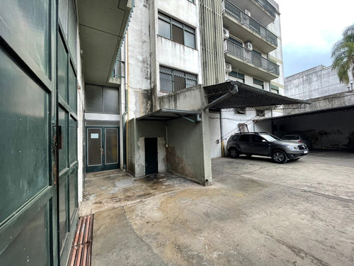 Venta Cochera Avda Humberto - Centro Luján
