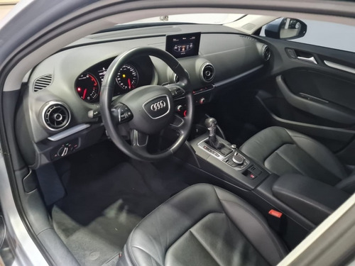 Imagem 9 de 11 de Audi - A3 Sedan 1.8 180cv