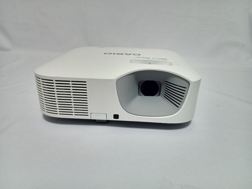 Proyector Laser Casio Xj-f100w 3500 Lúmenes Brillante (Reacondicionado)