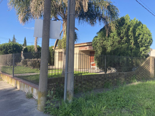 Imagen 5 de 12 de Hermosa Casa Muy Bien Ubicada En Tala