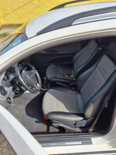 Imagem 9 de 10 de Volkswagen Saveiro Cross 14/15 1.6