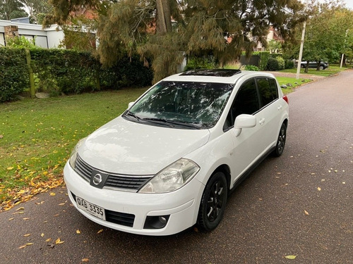 Nissan Tiida 2009 1.8 Emotion Mt