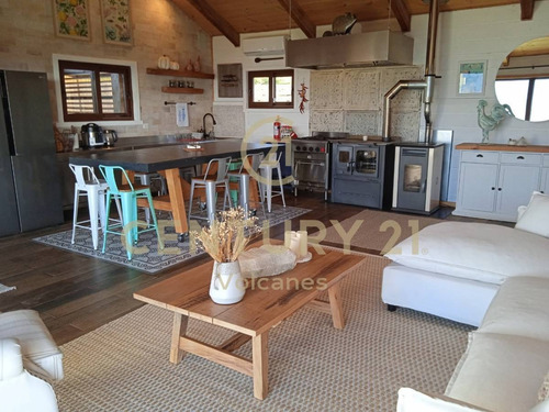 Imagen 8 de 30 de Venta Moderna Casa De 280 M2, Con Vista Privilegiada Al...