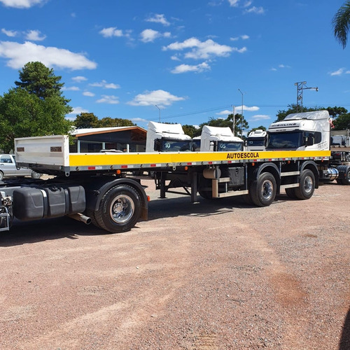 Imagem 4 de 15 de Carreta Pastre Grade Baixa 10,5m 2018 De Auto Escola
