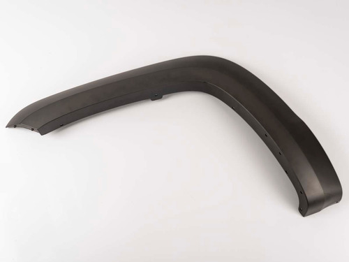 Imagen 2 de 4 de Moldura Guardabarro Volkswagen Amarok 13/21