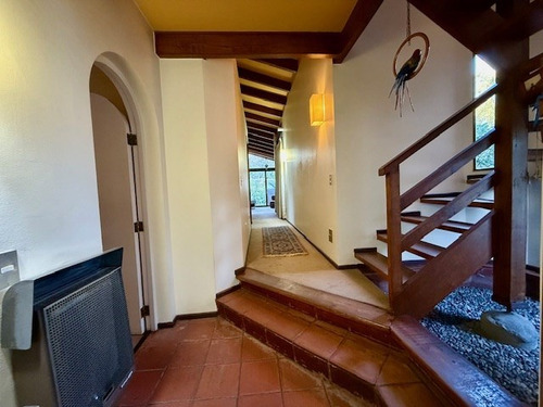 Gran Terreno Con Cómoda Casa. Del Maillin. Colegio Mayflower