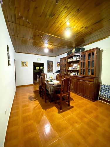 Imagen 10 de 28 de Se Vende Casa - Barrio Las Flores - Reconquista