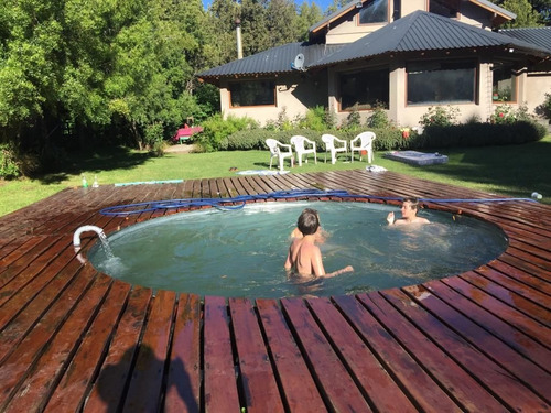 Imagen 3 de 9 de Casa De 4 Dormitorios En V.lago Gutiérrez.