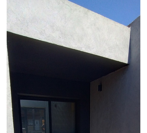 Lote En Venta Con Local Y Casa En Lote Propio En Centro Comenrcial De Villa Luzuriaga En Calle Principal Av. Arieta