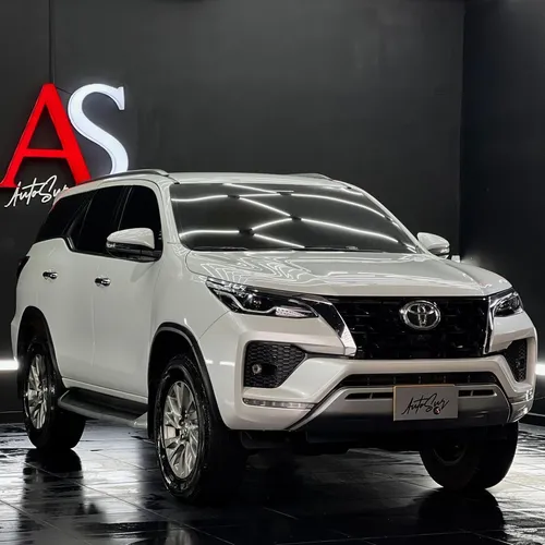 Toyota Fortuner 2.7 SRV