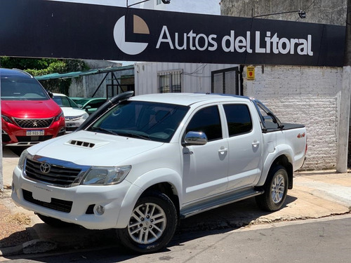 Toyota Hilux 4x4 Srv Cuero Mt
