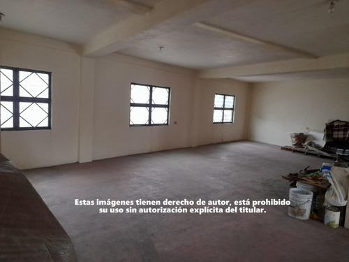 Locales Comerciales Con Oficinas Y Bodega En Venta En San Nicolás
